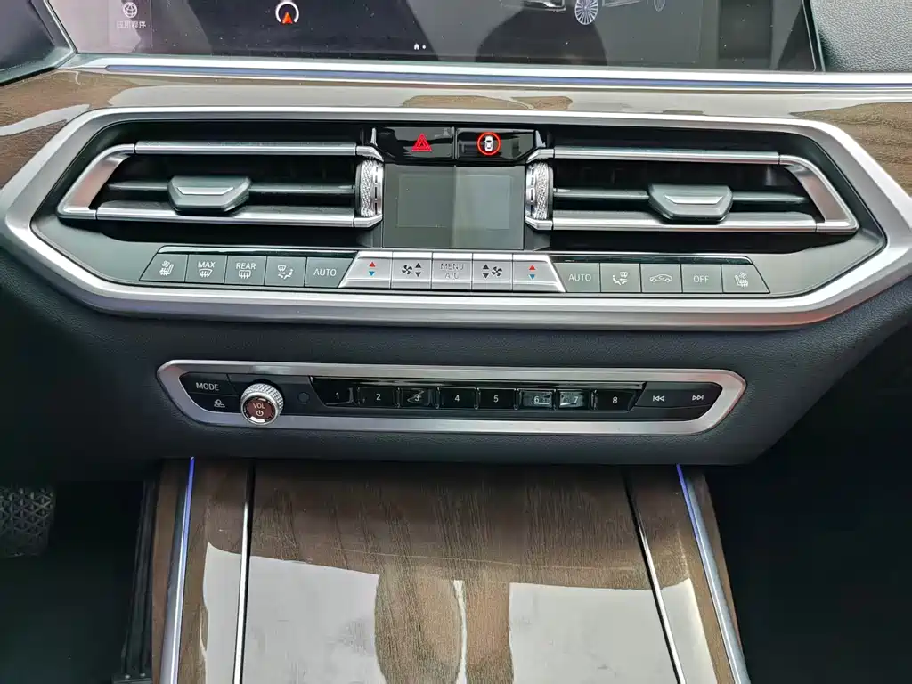 BMW BMW X7 xDrive40i Luxury Package 2020 - thumbnail 17