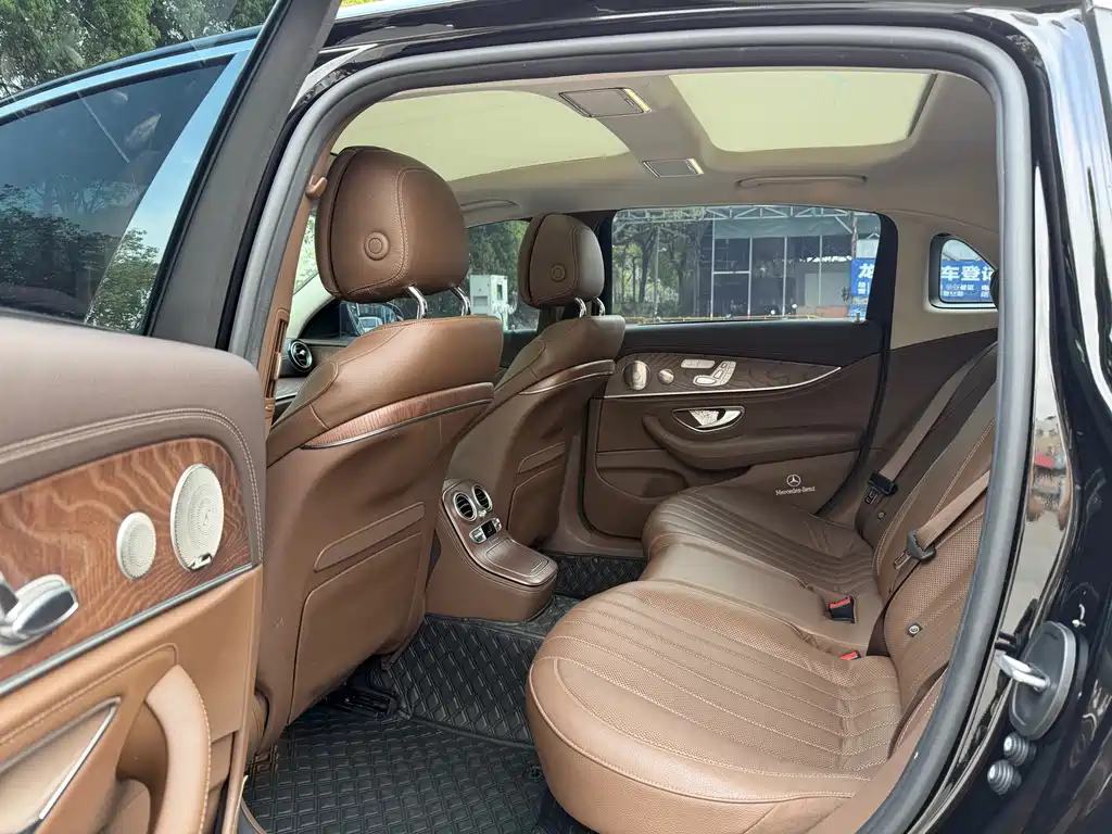 Mercedes-Benz Mercedes-Benz E-Class 2021 E 300 L Premium 2022 - thumbnail 8