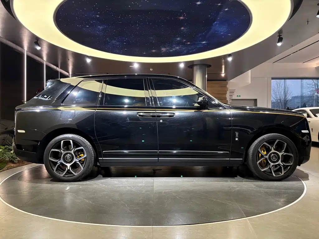 Rolls-Royce Rolls-Royce Cullinan 2020 Black Badge 2022 - thumbnail 6