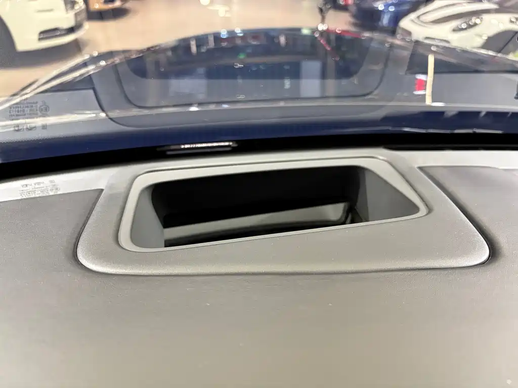 Rolls-Royce Rolls-Royce Cullinan 2020 Black Badge 2022 - thumbnail 18