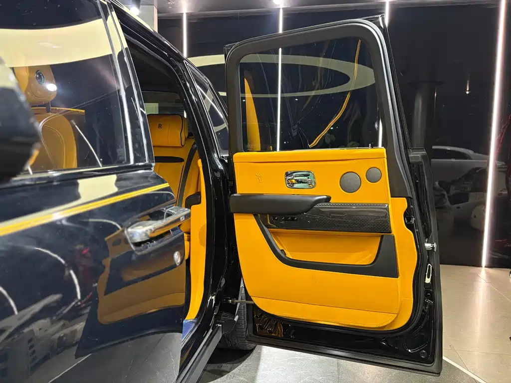 Rolls-Royce Rolls-Royce Cullinan 2020 Black Badge 2022 - thumbnail 20
