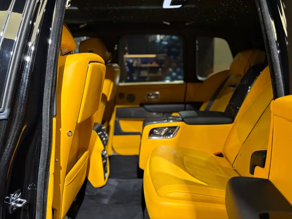 Rolls-Royce Rolls-Royce Cullinan 2020 Black Badge 2022 - thumbnail 21