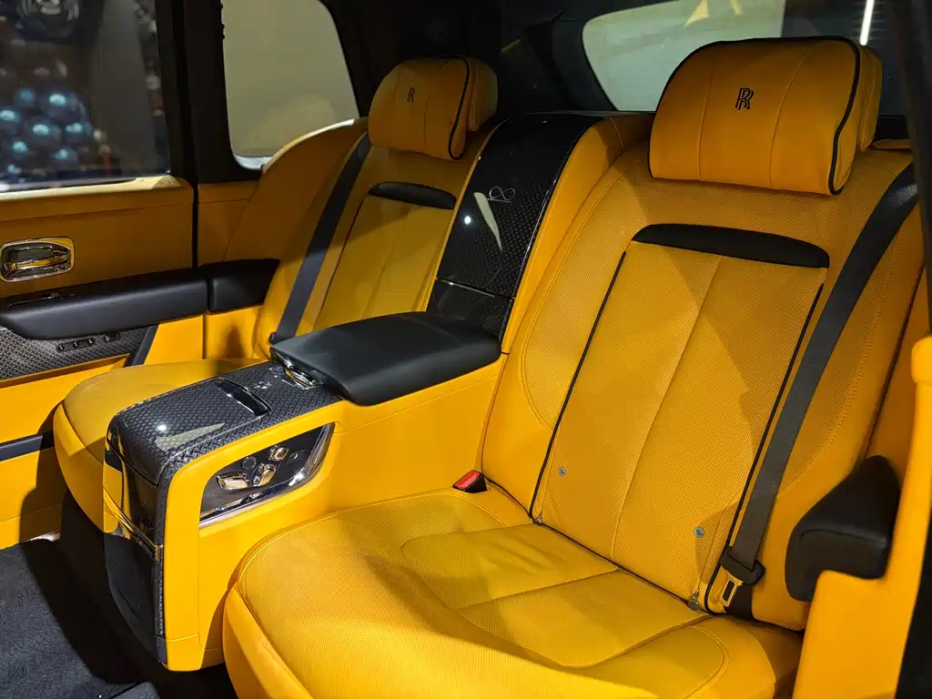 Rolls-Royce Rolls-Royce Cullinan 2020 Black Badge 2022 - thumbnail 22
