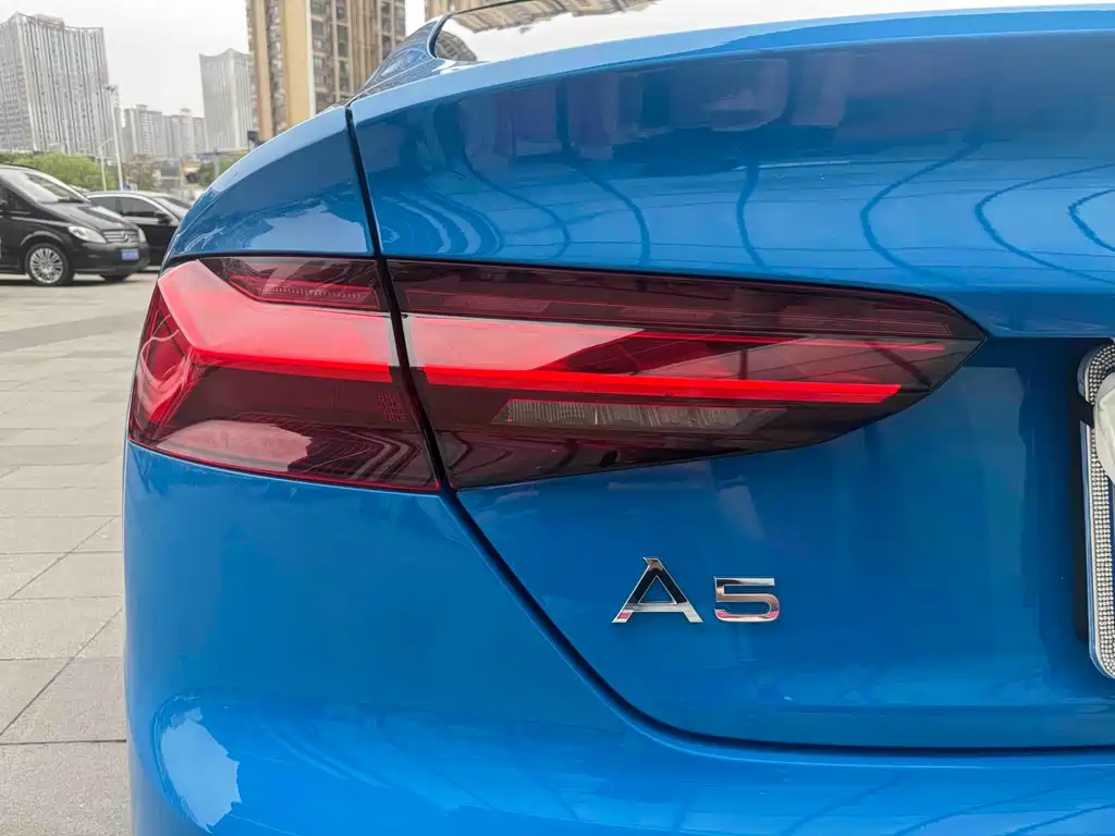 Audi Audi A5 Import 2022 Sportback 40 TFSI Fashion Dynamic Model 2022 - thumbnail 26