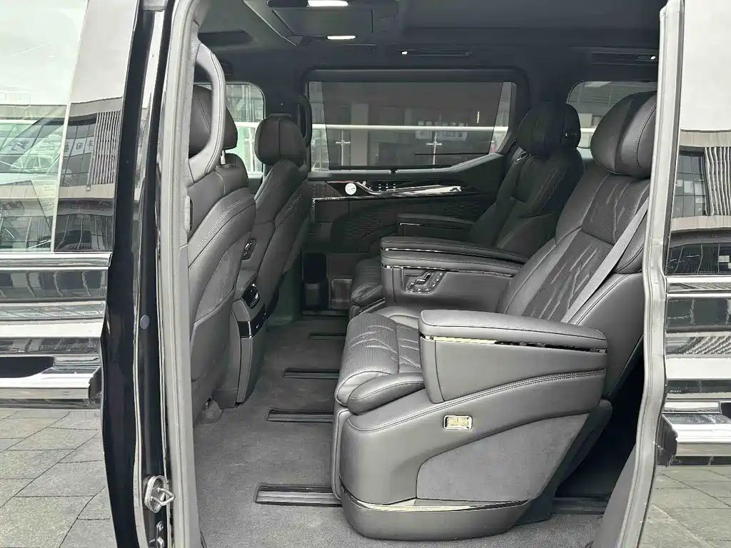 Zeekr Zeekr 009 2024 Model Seven-seat Aisle Version AWD 108kWh 2025 - thumbnail 22