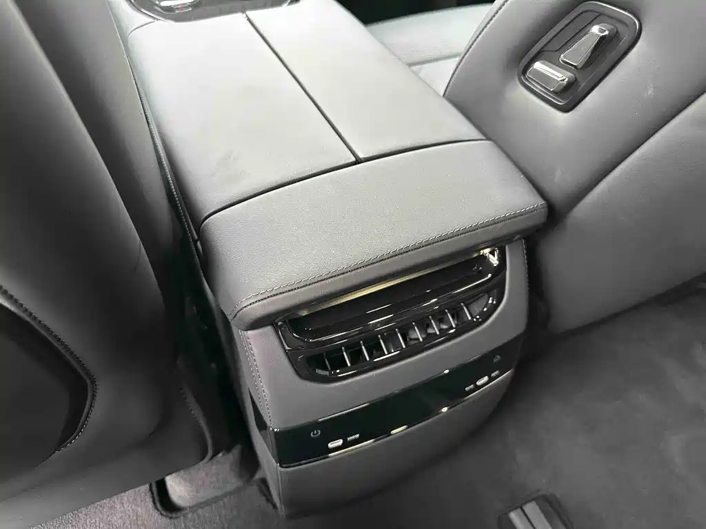 Zeekr Zeekr 009 2024 Model Seven-seat Aisle Version AWD 108kWh 2025 - thumbnail 26