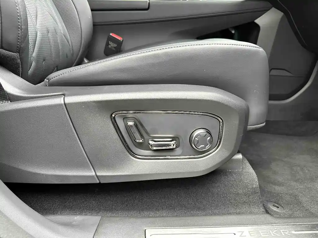 Zeekr Zeekr 009 2024 Model Seven-seat Aisle Version AWD 108kWh 2025 - thumbnail 29