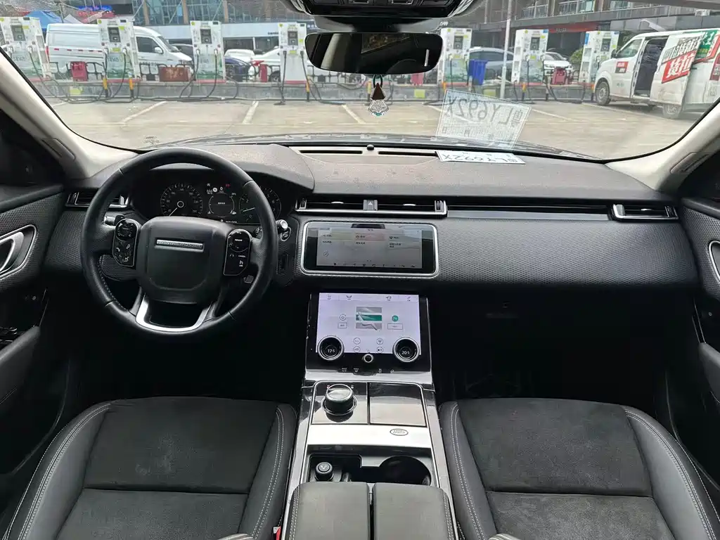 Land Rover Range Rover Velar 2020 P250 2020 - thumbnail 8