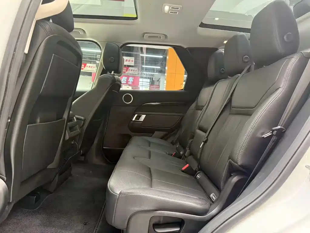 Land Rover Discovery 2017 3.0 SC V6 SE 2018 - thumbnail 5