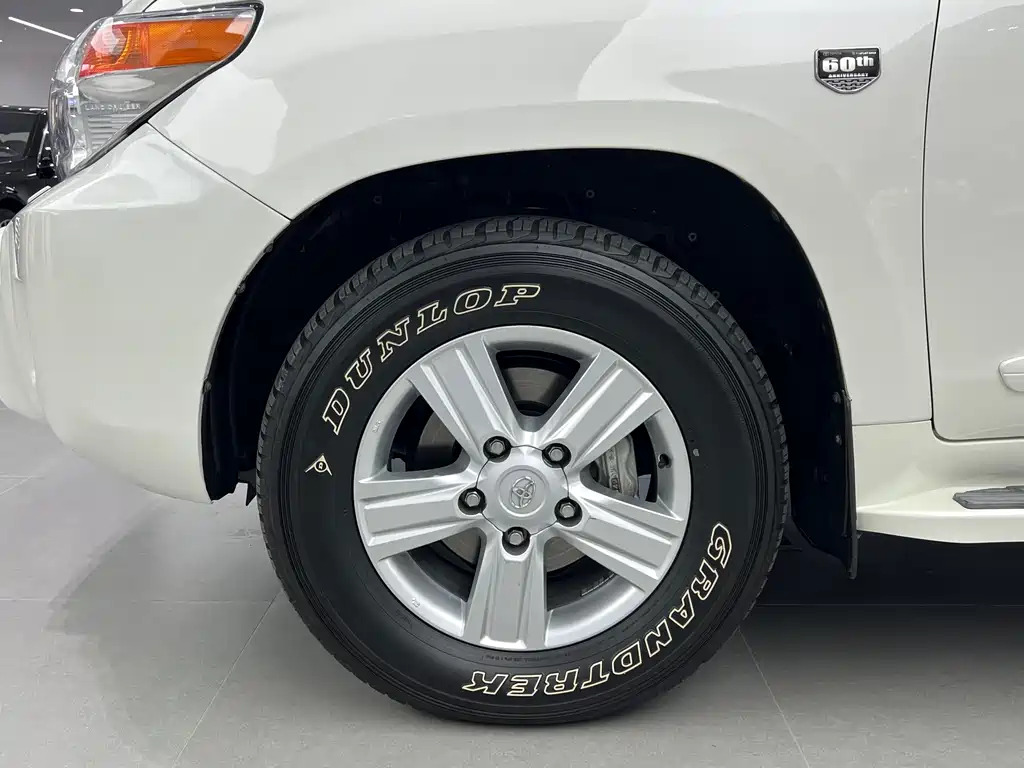 Toyota Land Cruiser 2015 4.6L V8 Middle East Limited Edition 2017 - thumbnail 18