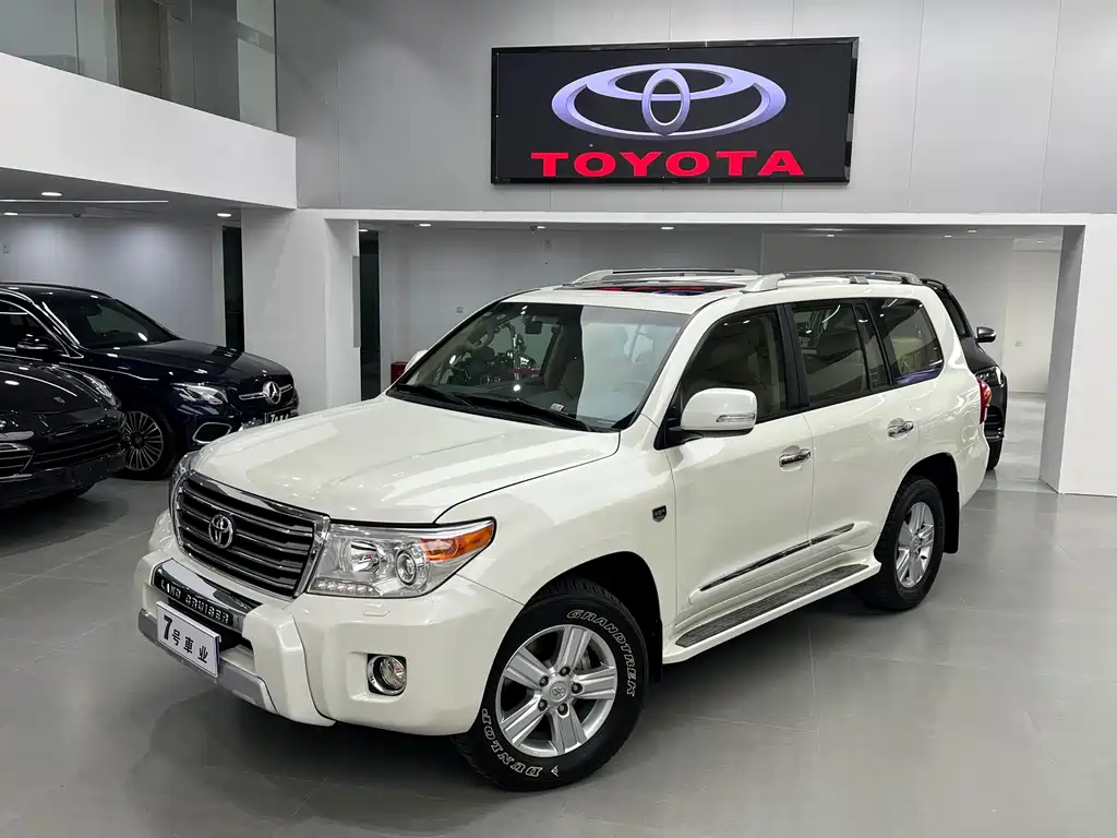 Toyota Land Cruiser 2015 4.6L V8 Middle East Limited Edition 2017 - thumbnail 22
