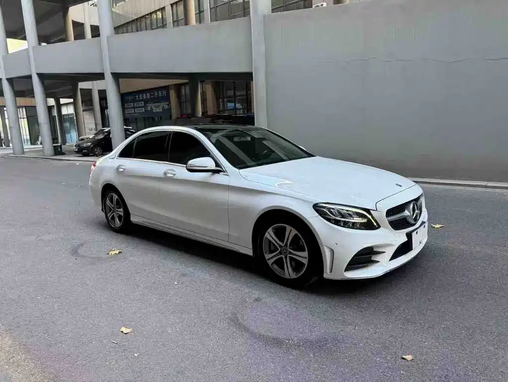 Mercedes-Benz Mercedes-Benz C-Class 2020 C 260 L Sport Edition 2020 - thumbnail 3