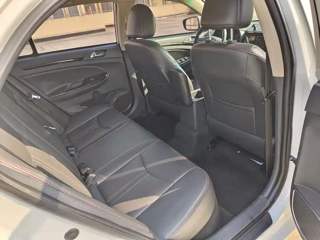 BYD BYD e5 2017 300 Zhunrong Edition 2017 - thumbnail 8
