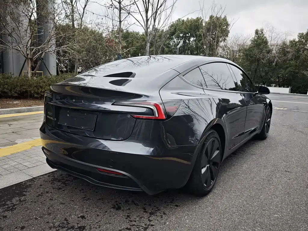 Tesla Model 3 2023 Rear-Wheel Drive 2024 - thumbnail 5