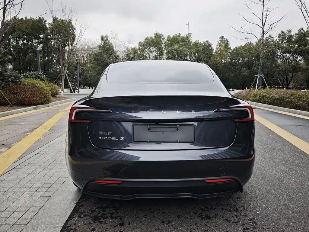Tesla Model 3 2023 Rear-Wheel Drive 2024 - thumbnail 6