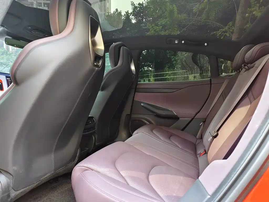 Xiaomi Auto Xiaomi SU7 2024 Rear-Wheel Drive Ultra Long Range Advanced Intelligent Driving Pro Edition 2025 - thumbnail 11
