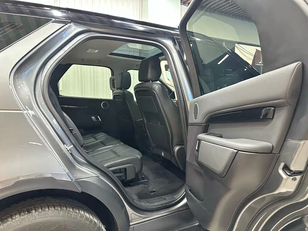 Land Rover Discovery 2018 3.0 SC V6 SE 2018 - thumbnail 10
