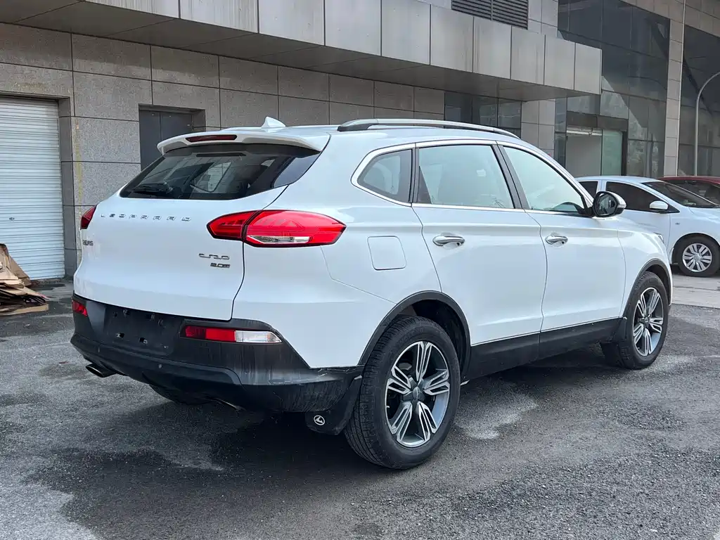 Feida Automobile Leopaard CS10 2015 2.0T Manual Excellence Edition 2016 - thumbnail 6
