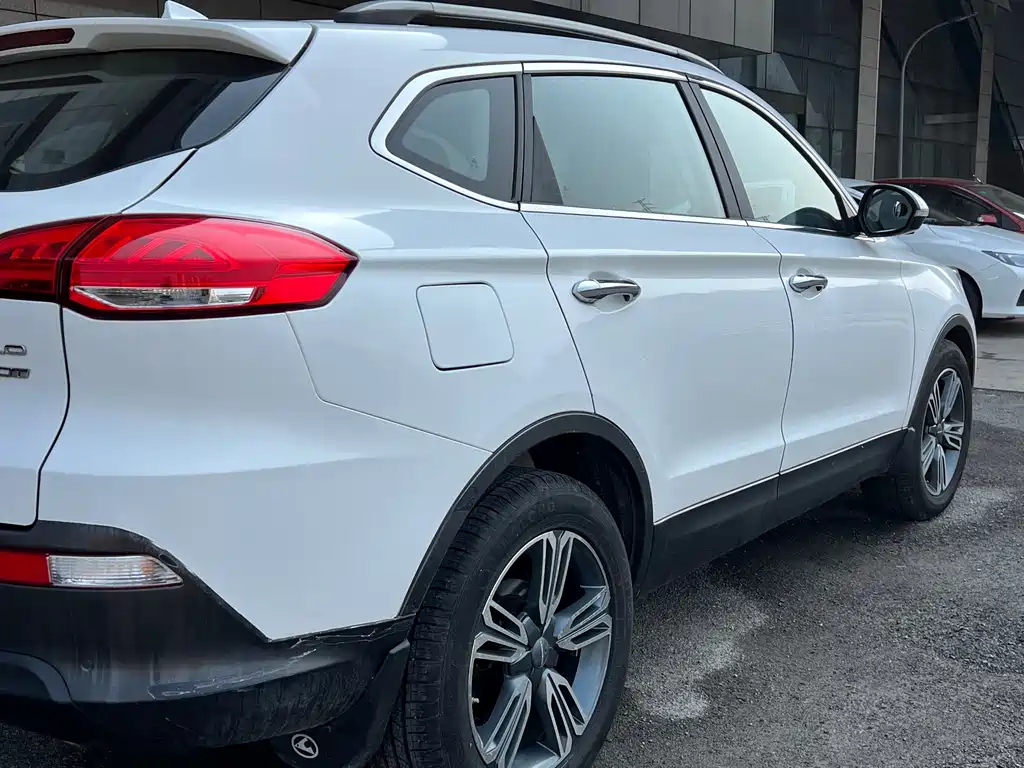 Feida Automobile Leopaard CS10 2015 2.0T Manual Excellence Edition 2016 - thumbnail 7
