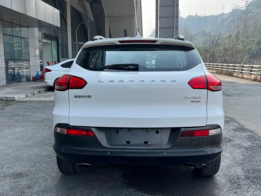 Feida Automobile Leopaard CS10 2015 2.0T Manual Excellence Edition 2016 - thumbnail 8
