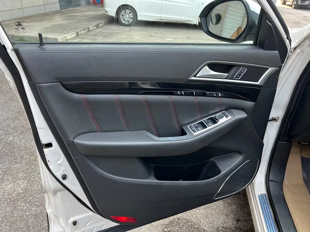 Feida Automobile Leopaard CS10 2015 2.0T Manual Excellence Edition 2016 - thumbnail 19
