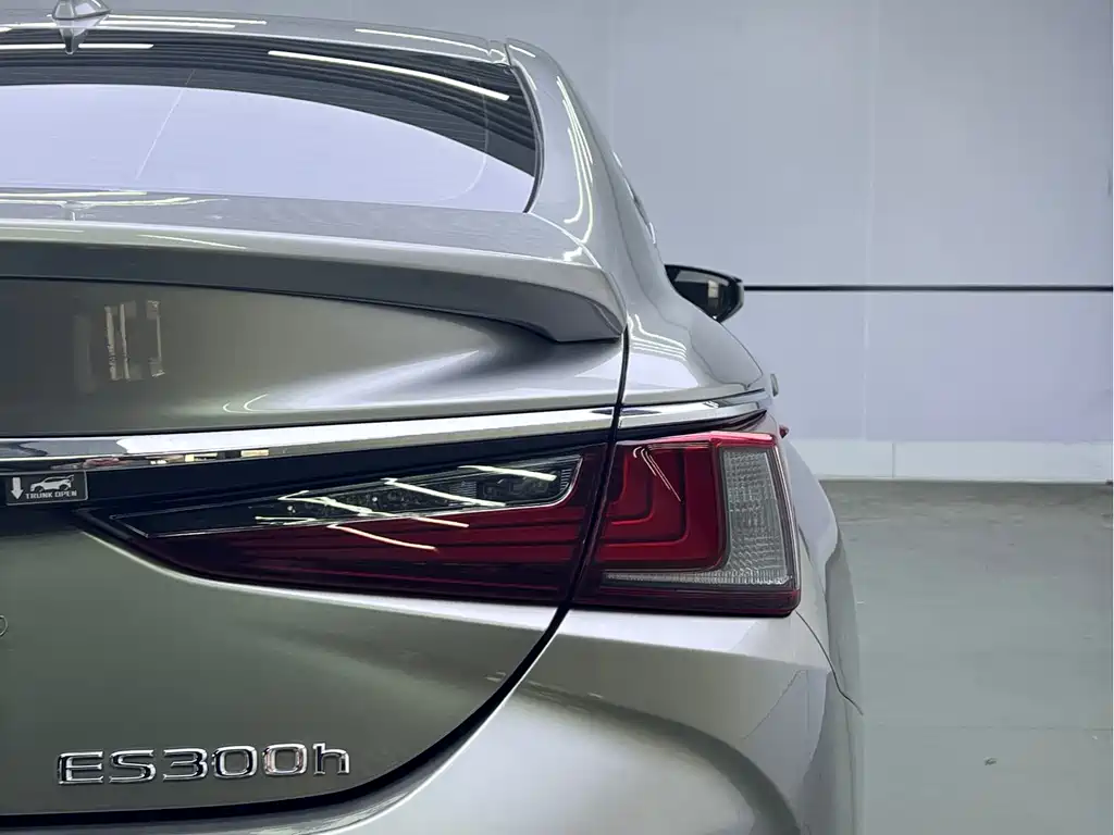 Lexus Lexus ES 2022 300h Excellence Edition 2023 - thumbnail 15
