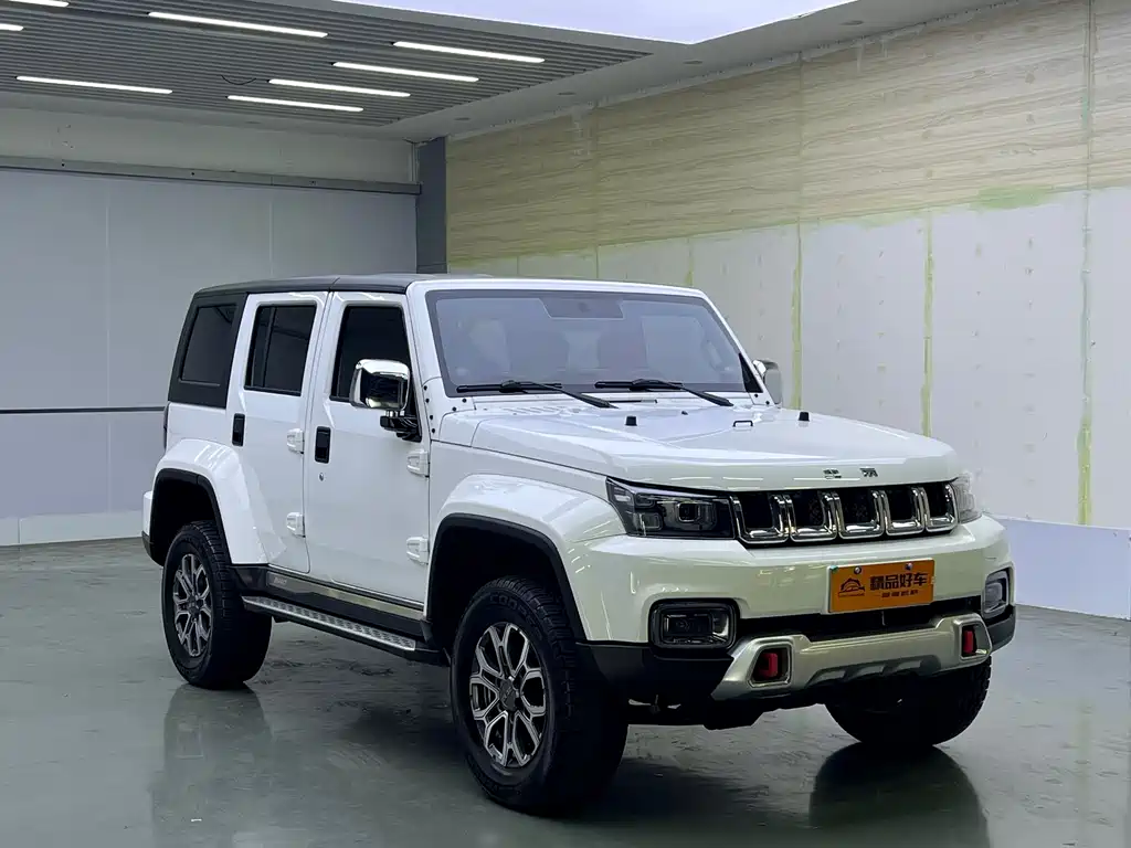 Beijing Off-Road Beijing Off-road BJ40 2024 2.0T Urban Hunter Glory Edition 2024 - thumbnail 3