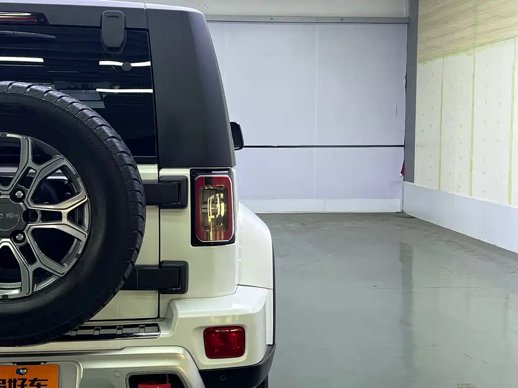 Beijing Off-Road Beijing Off-road BJ40 2024 2.0T Urban Hunter Glory Edition 2024 - thumbnail 7