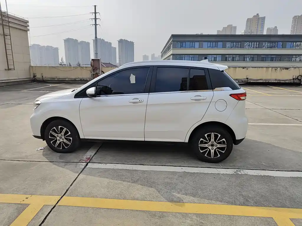 Hanteng Auto Haima E+ 2019 Yueku Edition 2019 - thumbnail 5