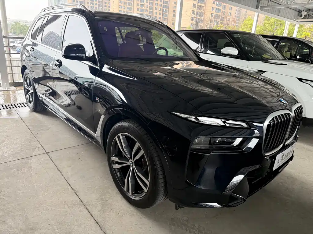 BMW BMW X7 2023 xDrive40i M Sport Package Premium Plus 2024 - thumbnail 2