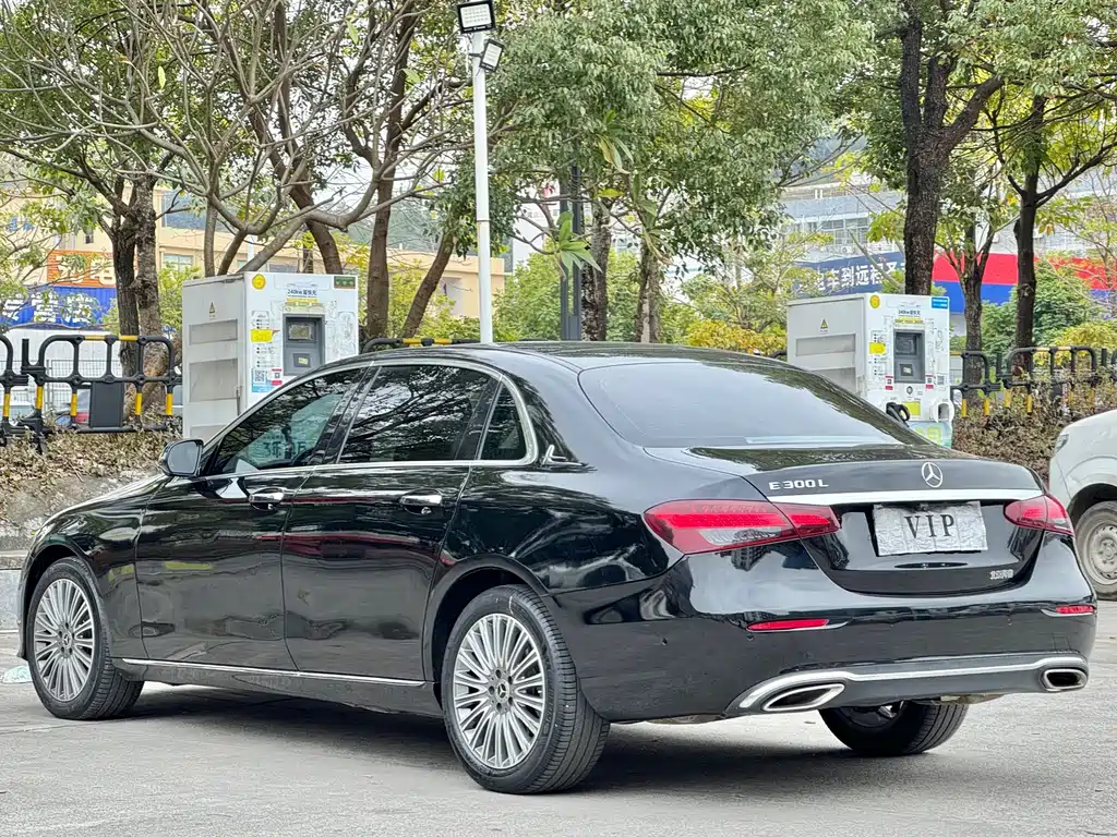 Mercedes-Benz Mercedes-Benz E-Class 2021 E 300 L Sport Fashion Edition 2020 - thumbnail 9