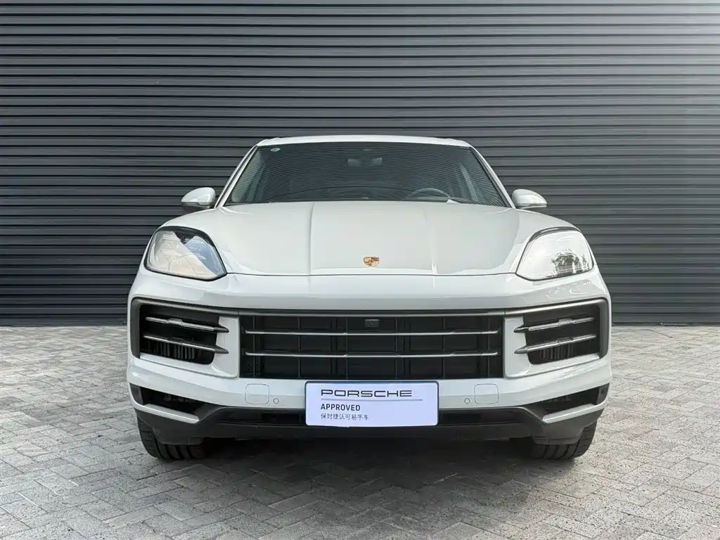 Porsche Porsche Cayenne 2025 Model Year 3.0T Dream Chaser Edition 2025 - thumbnail 4