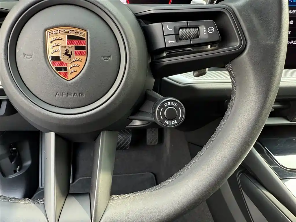 Porsche Porsche Cayenne 2025 Model Year 3.0T Dream Chaser Edition 2025 - thumbnail 7