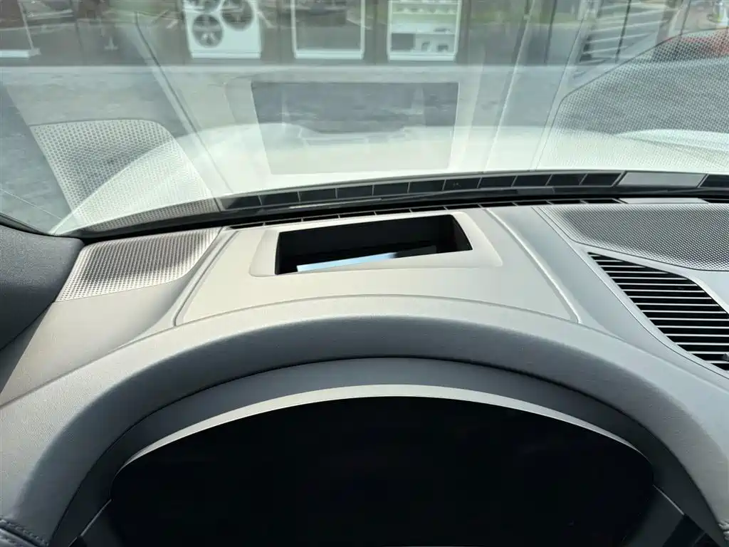 Porsche Porsche Cayenne 2025 Model Year 3.0T Dream Chaser Edition 2025 - thumbnail 12