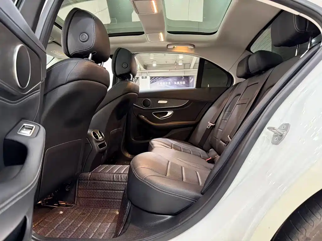 Mercedes-Benz Mercedes-Benz C-Class 2019 Facelift C 260 L Sport Edition 2019 - thumbnail 12