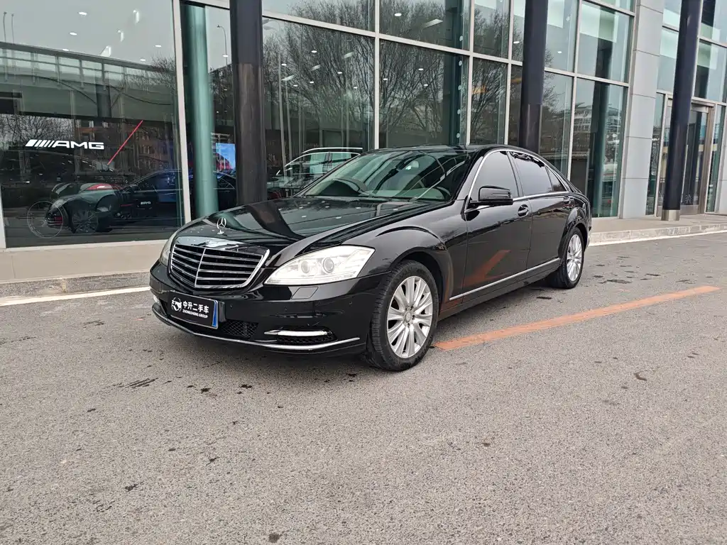 Mercedes-Benz Mercedes-Benz S-Class 2010 S 300 L Luxury Edition 2010