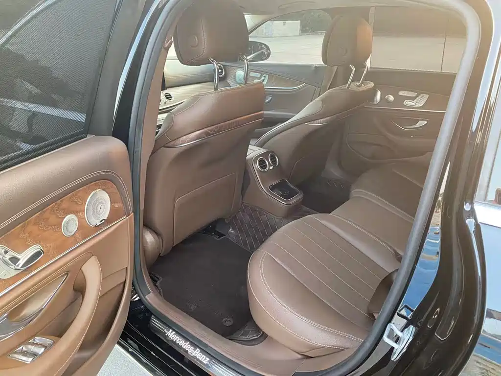 Mercedes-Benz Mercedes-Benz E-Class 2023 Facelift E 300 L Luxury 2023 - thumbnail 3