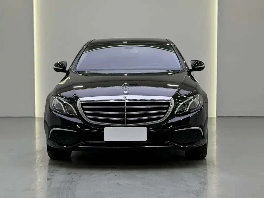 Mercedes-Benz Mercedes-Benz E-Class 2020 E 300 L Fashion Edition 2020 - thumbnail 2