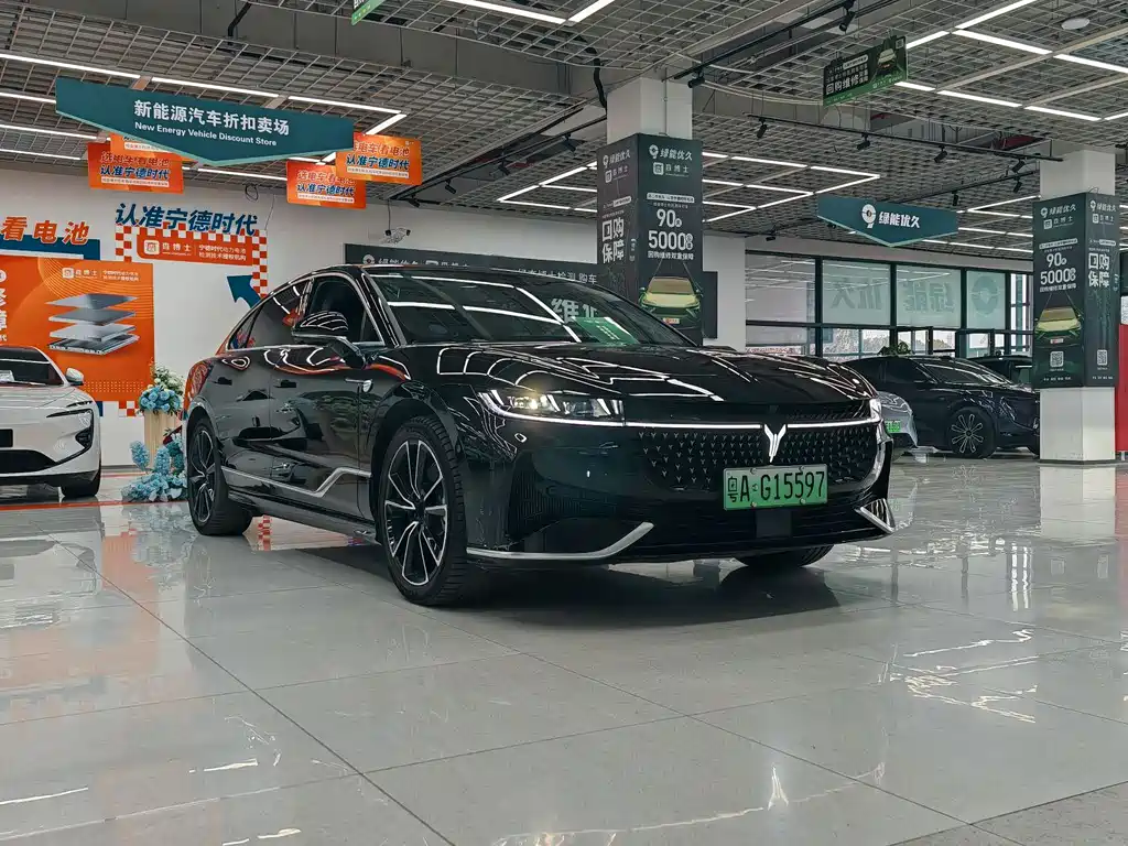 Lantu Automobile Lantu Zhui Guang 2024 PHEV AWD Ultra Long Range Flagship Edition 2023 - thumbnail 4