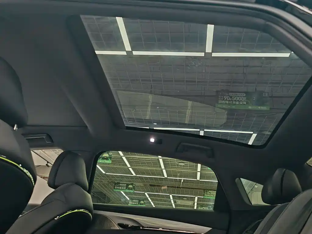 Lantu Automobile Lantu Zhui Guang 2024 PHEV AWD Ultra Long Range Flagship Edition 2023 - thumbnail 16