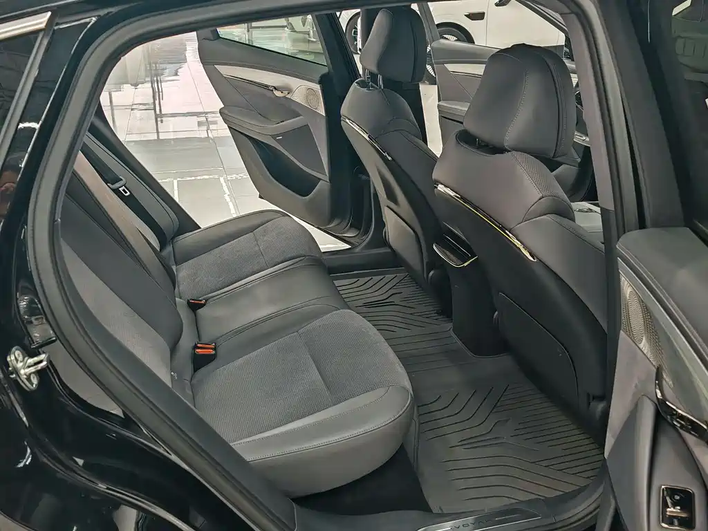 Lantu Automobile Lantu Zhui Guang 2024 PHEV AWD Ultra Long Range Flagship Edition 2023 - thumbnail 18