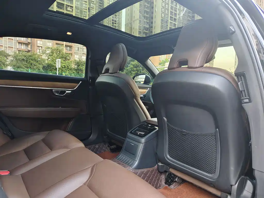 Volvo Volvo S90 Plug-in Hybrid 2023 T8 Plug-in Hybrid AWD Long Range Comfort Luxury Edition 2023 - thumbnail 11