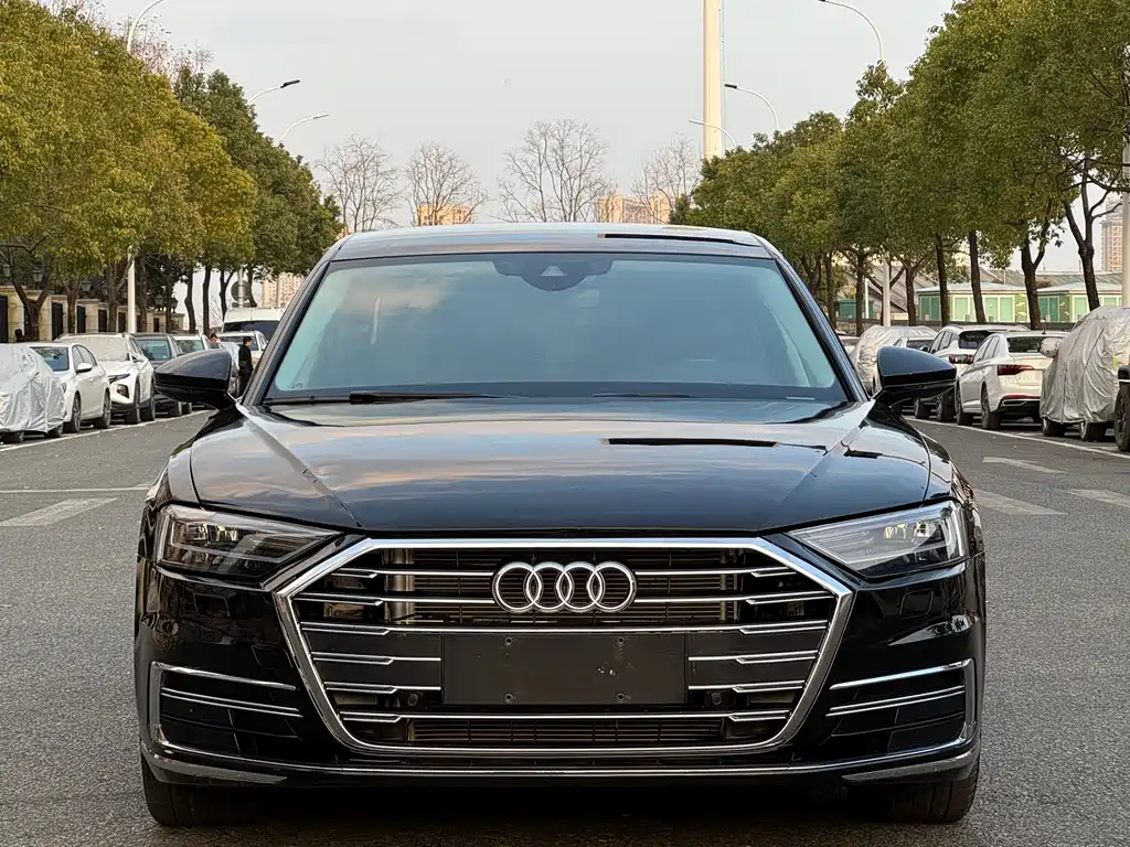 Audi Audi A8 2022 A8L 50 TFSI quattro Comfort Edition 2022 - thumbnail 2