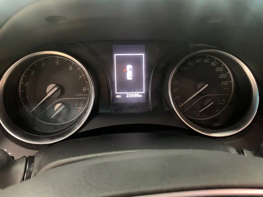 Toyota Toyota Camry 2023 2.0GVP Leading Edition 2023 - thumbnail 9