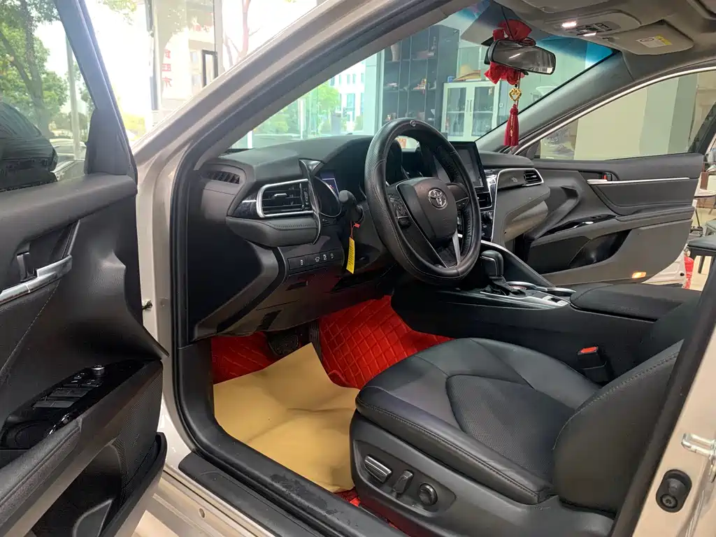 Toyota Toyota Camry 2023 2.0GVP Leading Edition 2023 - thumbnail 10