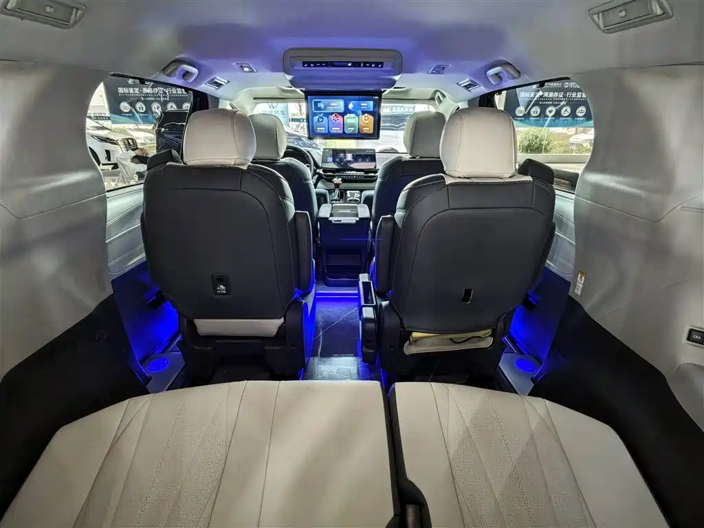 Toyota Toyota Sienna 2023 2.5L Hybrid Comfort Edition 2024 - thumbnail 8
