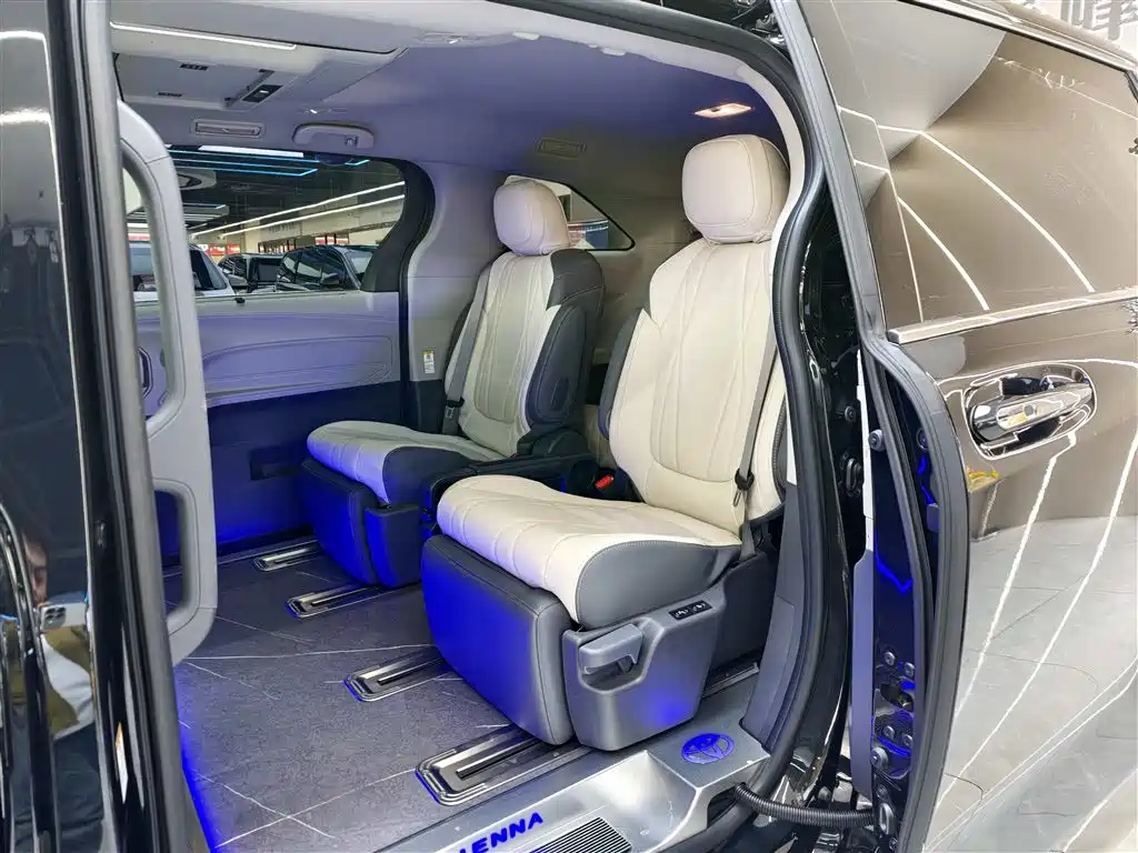 Toyota Toyota Sienna 2023 2.5L Hybrid Comfort Edition 2024 - thumbnail 11