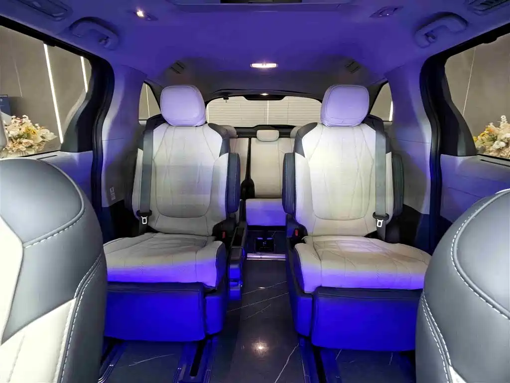 Toyota Toyota Sienna 2023 2.5L Hybrid Comfort Edition 2024 - thumbnail 19