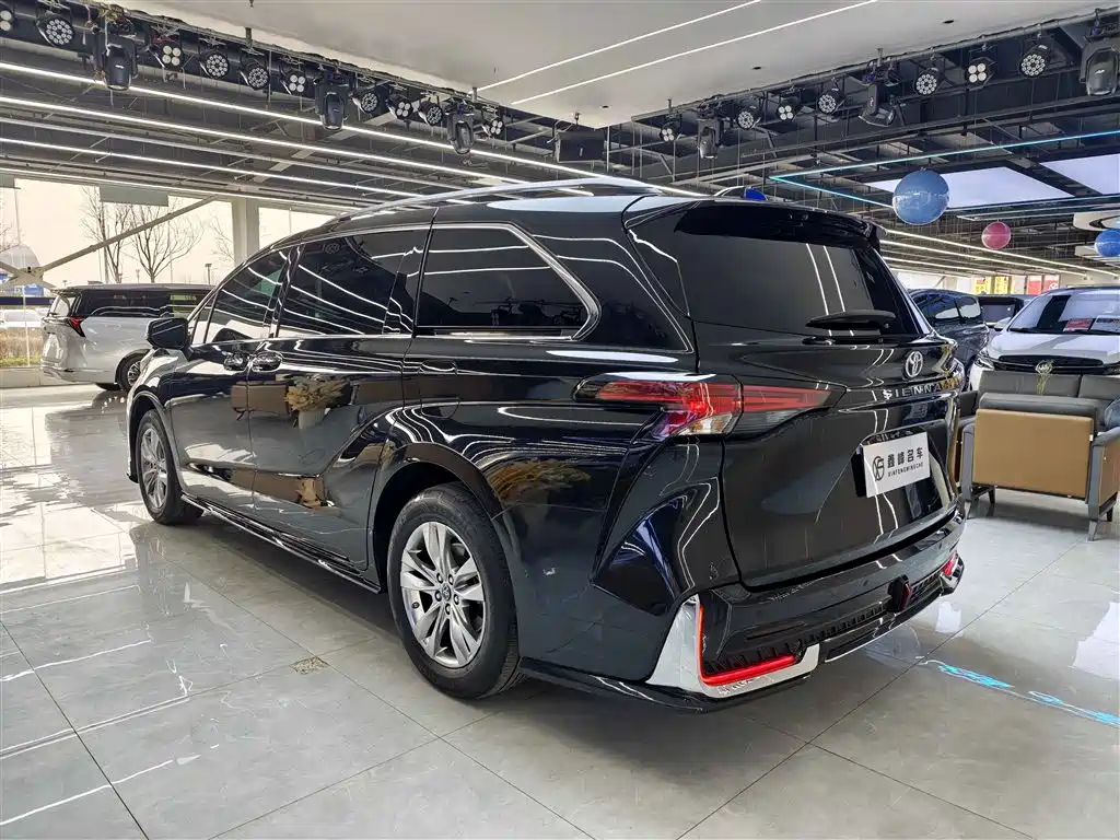 Toyota Toyota Sienna 2023 2.5L Hybrid Comfort Edition 2024 - thumbnail 22