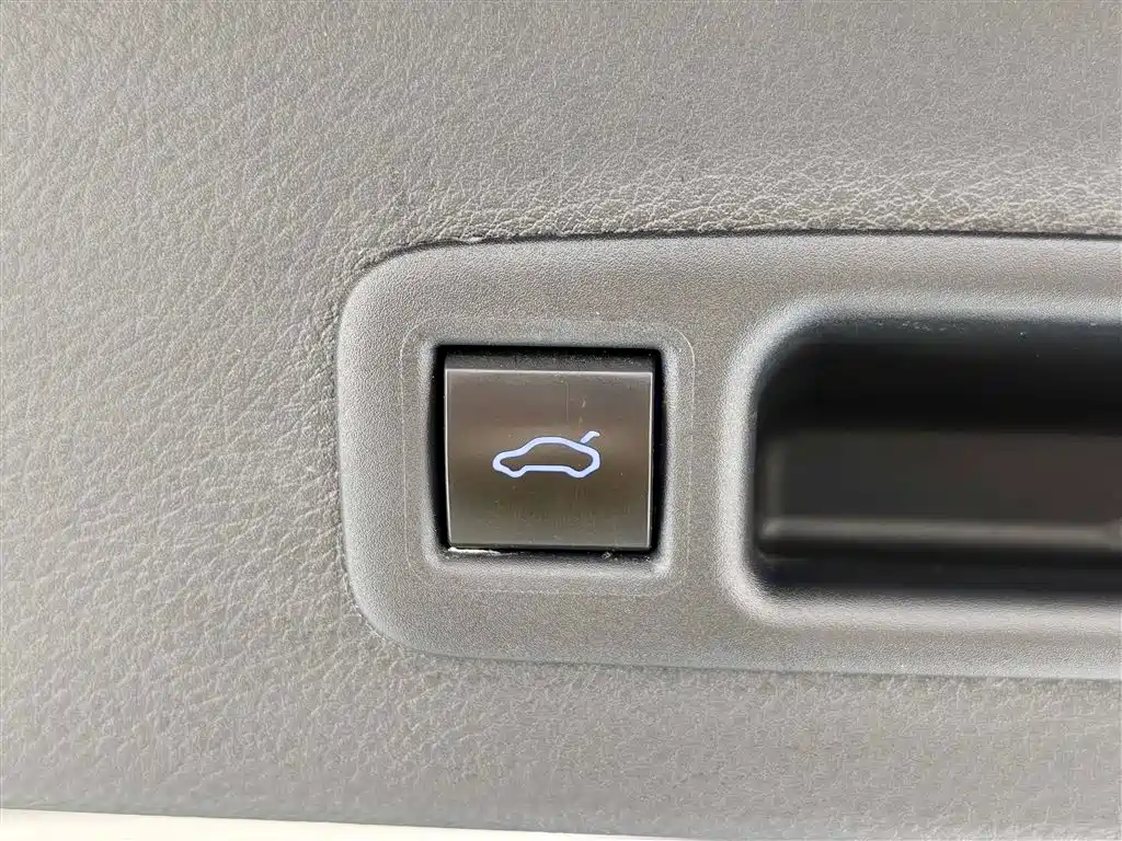 Toyota Toyota Sienna 2023 2.5L Hybrid Comfort Edition 2024 - thumbnail 26